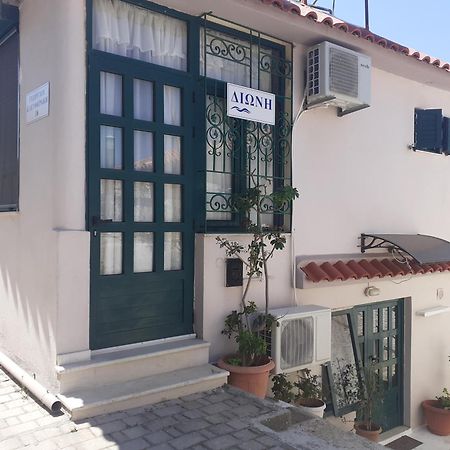 Μεζονέτα - Διώνη- Στις Άνω Αρχάνες Με Οντά Villa Exterior photo